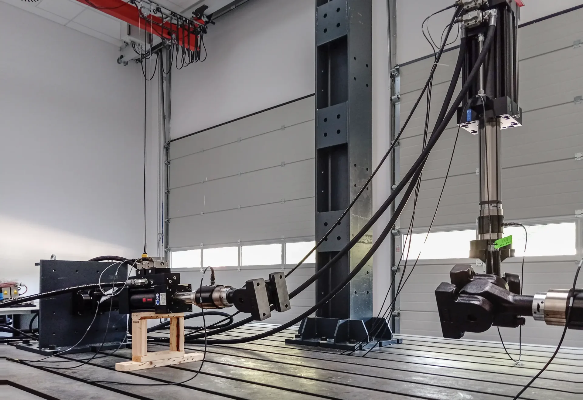 Laboratorium specjalistyczne PTK: badania wytrzymałościowe, inżynieria materiałowa